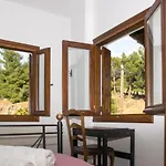Mountain Breeze Sanctuary 度假居 *