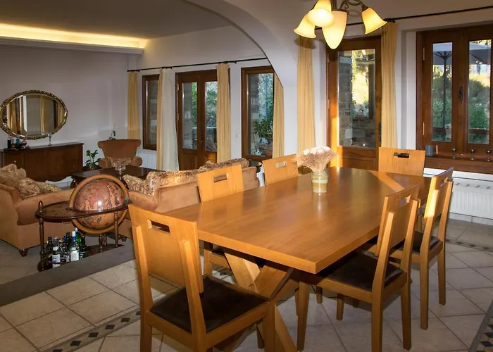 בית נופש Mountain Breeze Sanctuary וולוס