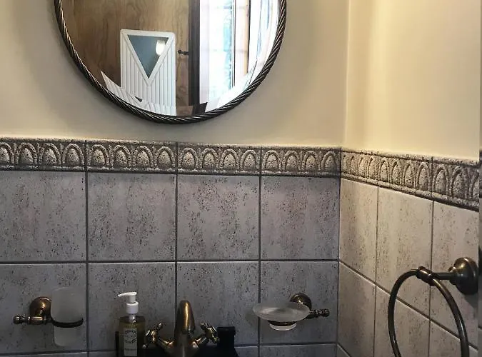 Mountain Breeze Sanctuary בית נופש