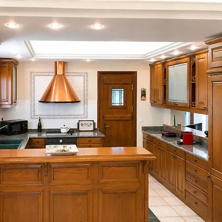 Mountain Breeze Sanctuary Villa